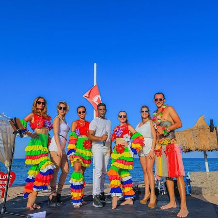 Titanic Royal-Families And Couples Only Otel Hurgada Dış mekan fotoğraf